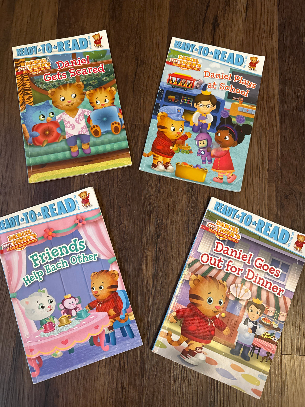 Daniel Tiger Set 4 pc. Soft cover