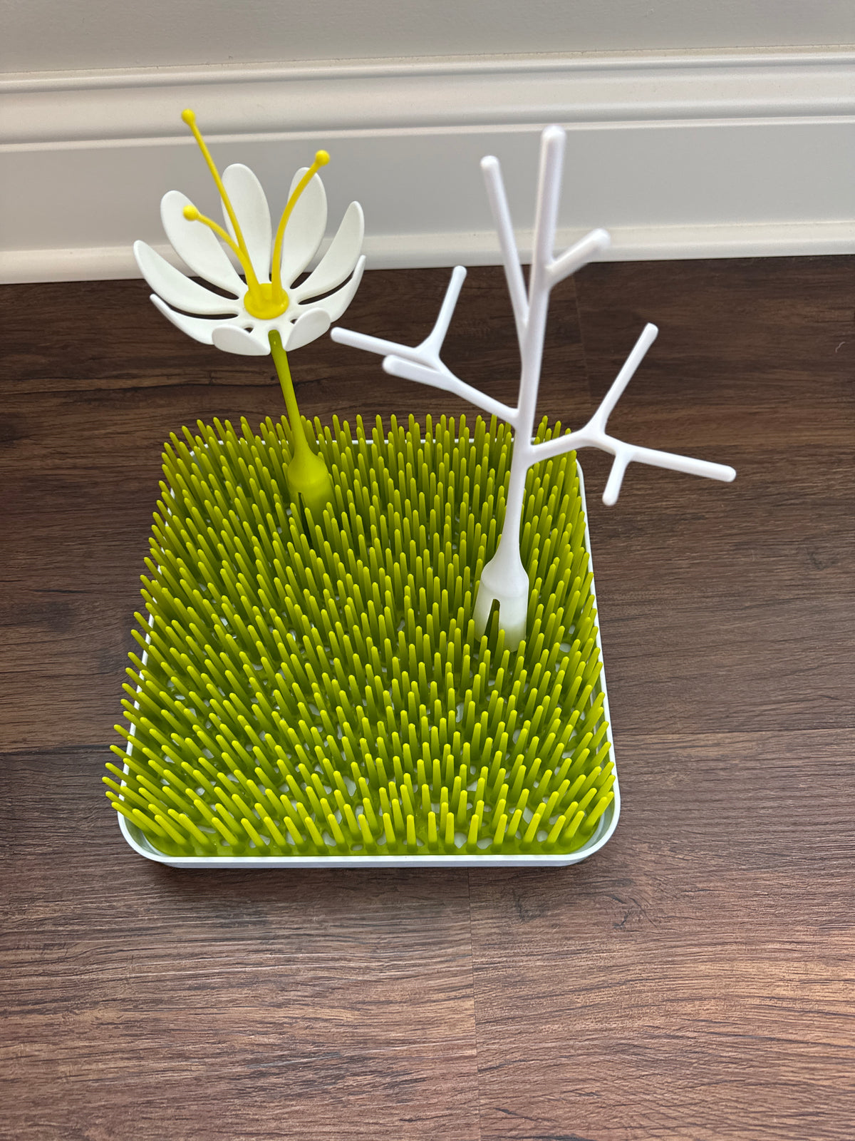 Bottle drying rack 2 accessories