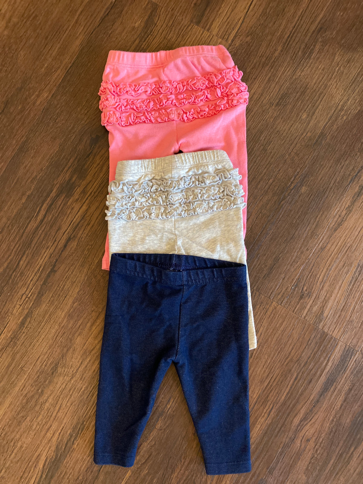 Lot of 3 pants 0-3M - size Month - 0-3 / 3M