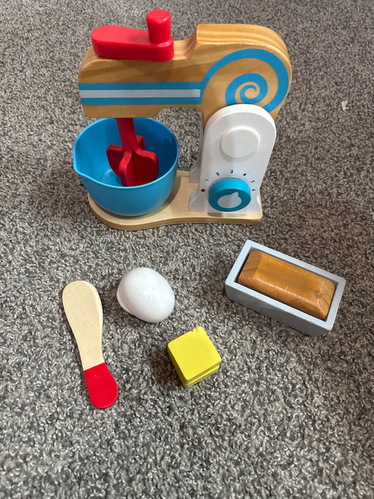 Melissa & Doug Mixer Set Missing box of bread mix