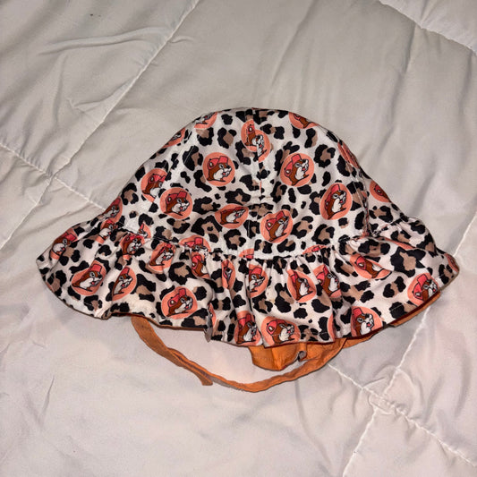 Infant sun hat w/ straps