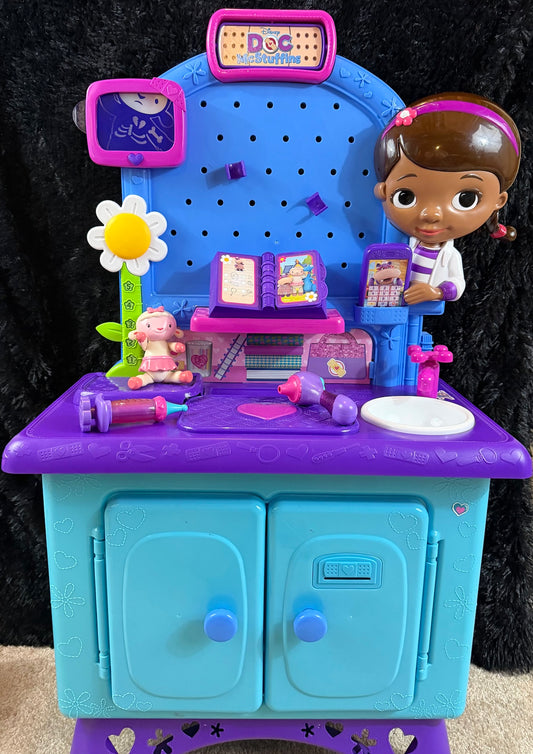 Doc McStuffins Check Up Play Clinic