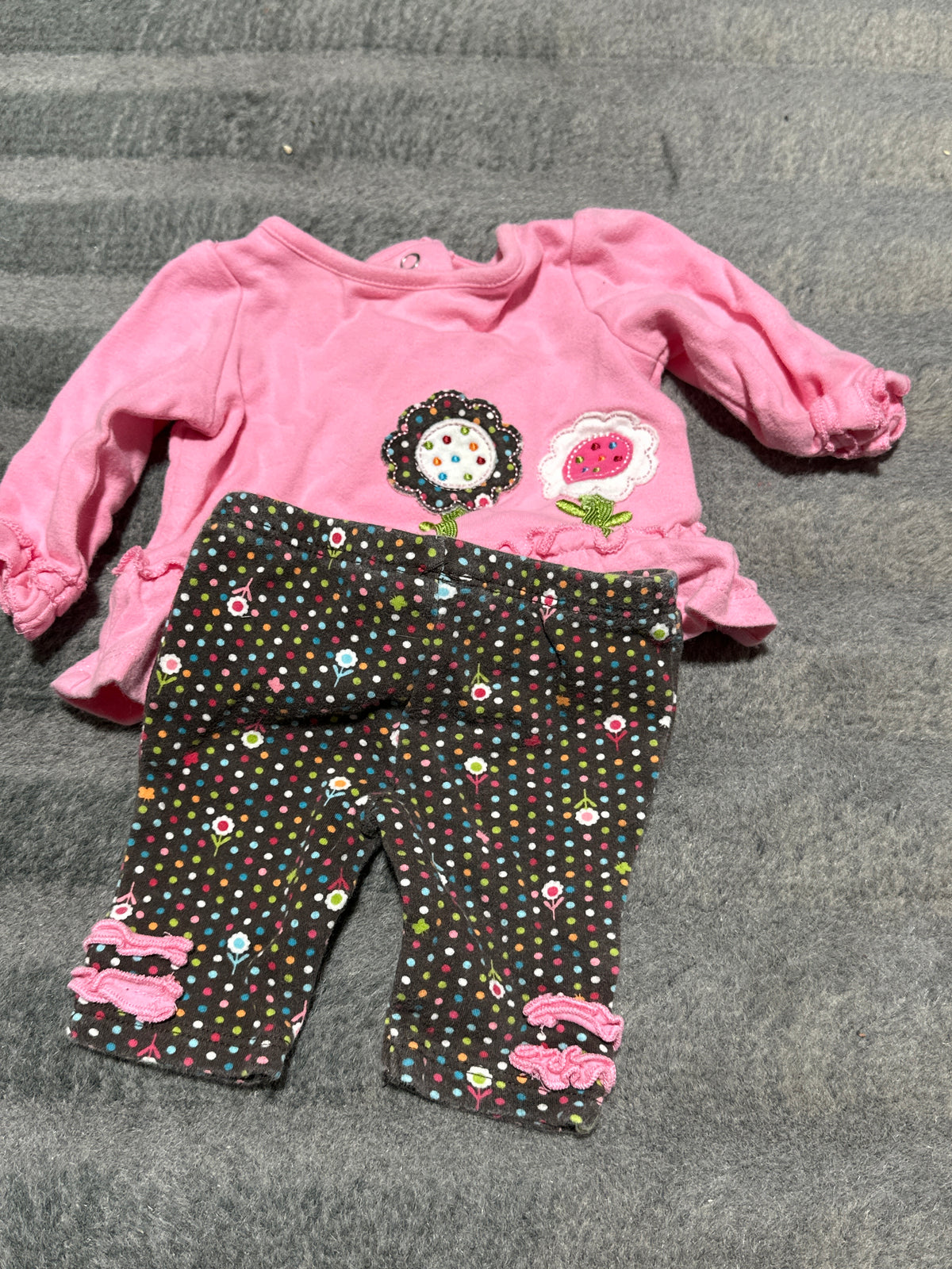 Flower outfit - size Month - Newborn
