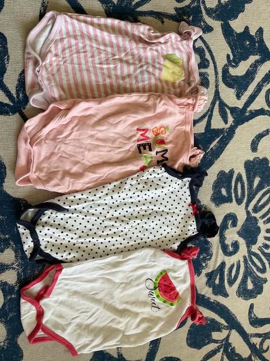 18M: 4 summer tank top Onesies - size Month - 12-18 / 18M