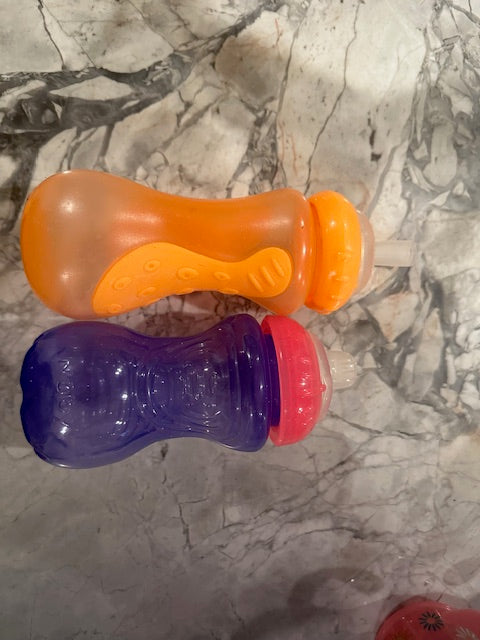 2 Sippy cups