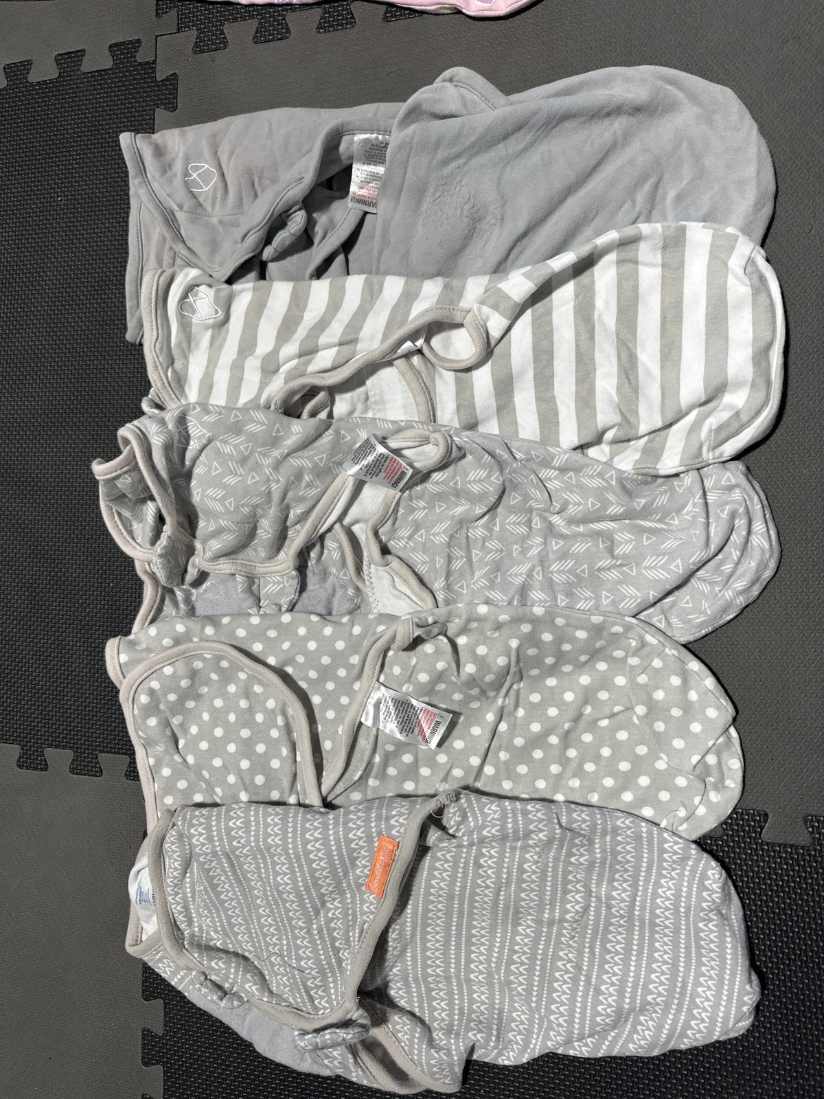 5 sleep sacks Swaddle me- sm/ med