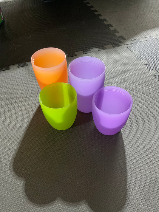 4 sippy cups