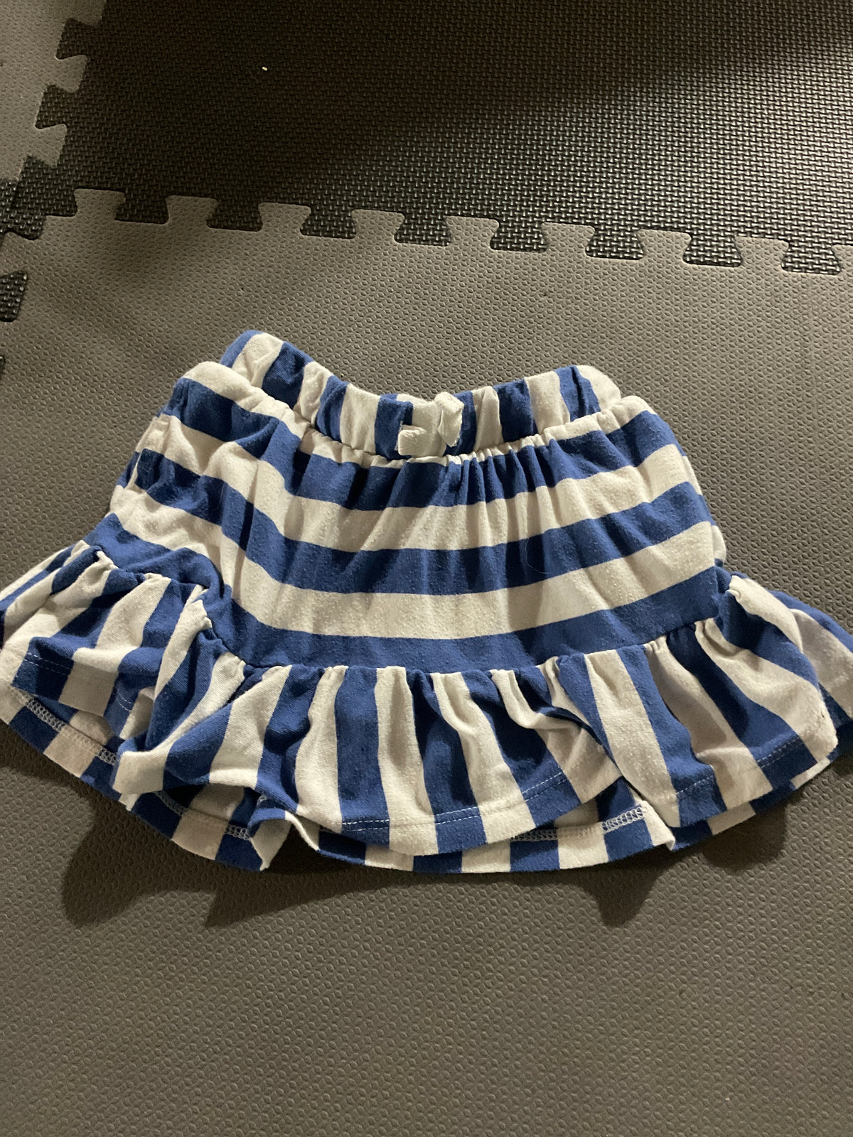 Blue and white striped Skort - size Youth - 5 (XS)