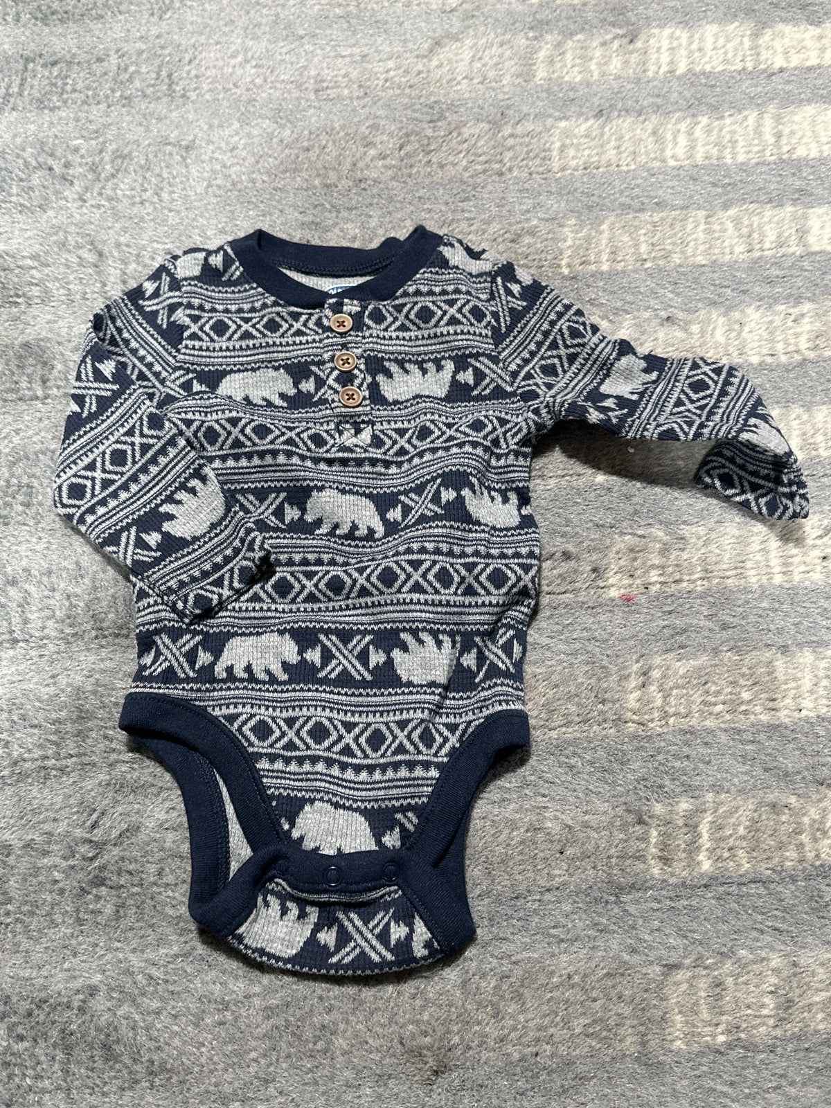 Long sleeve old navy bear onesie - size Month - 3-6 / 6M