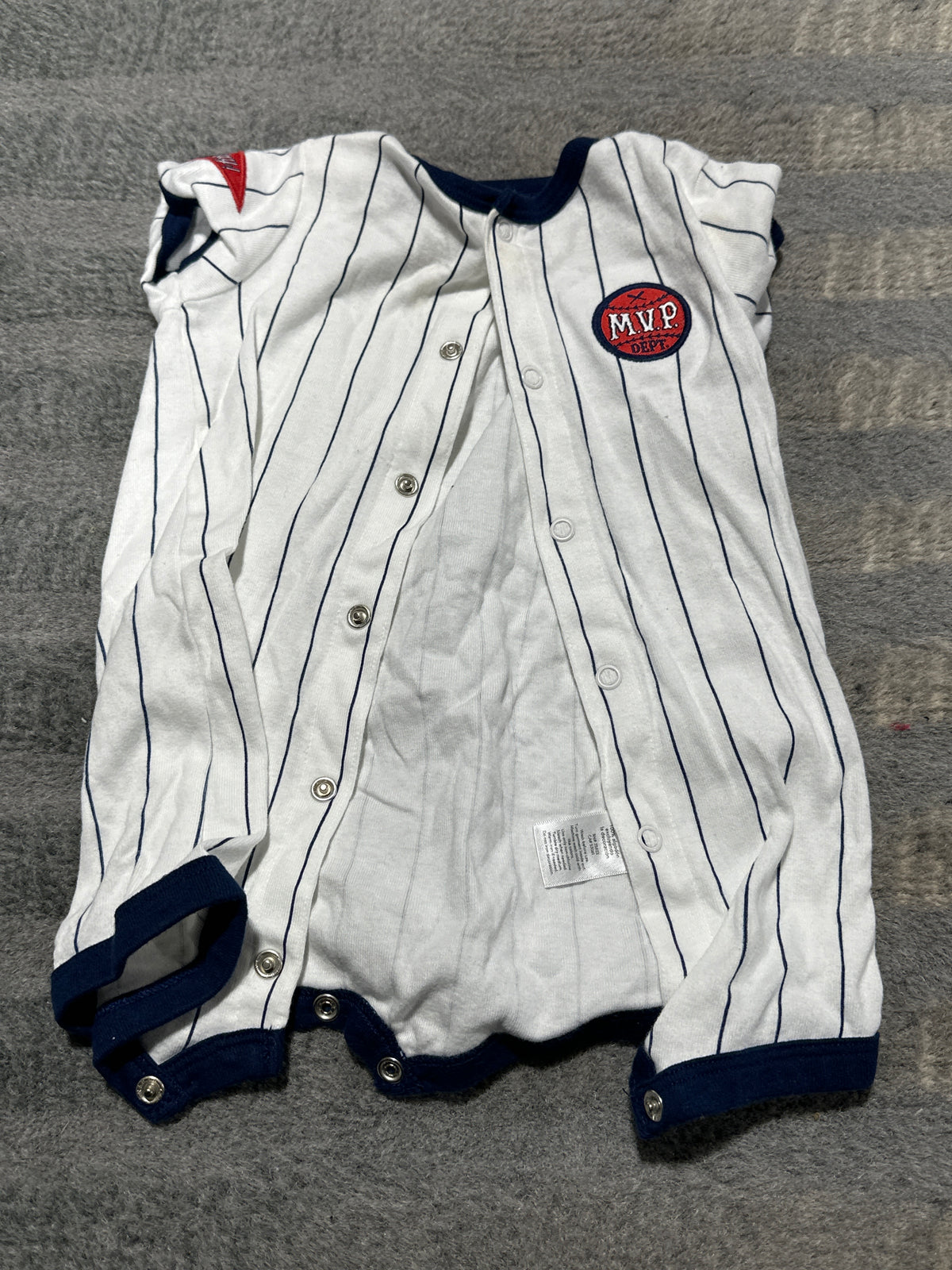 MVP romper - size Month - 6-9 / 9M