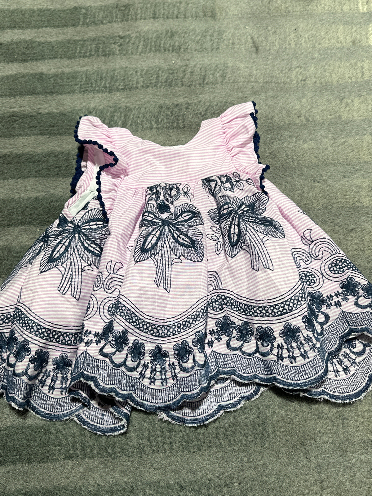 Purple flower dress - size Month - 9-12 / 12M
