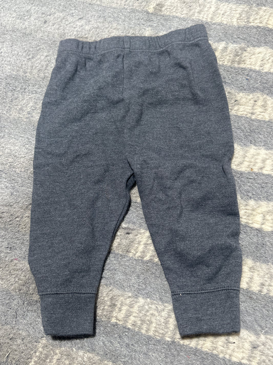 Grey sweatpants - size Month - 3-6 / 6M