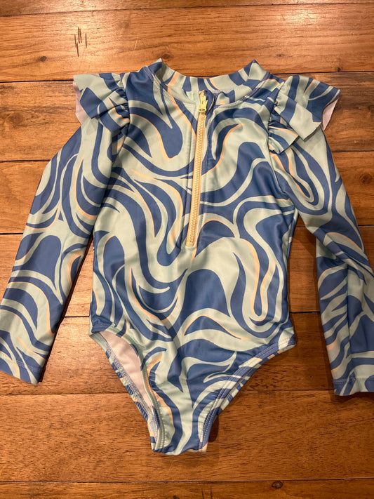 EUC Rashguard 1-piece Wondernation - size Toddler - 2T