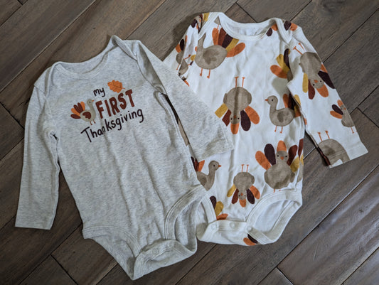 EUC Carter's onesies: My 1st Thanksgiving - size Month - 6-9 / 9M