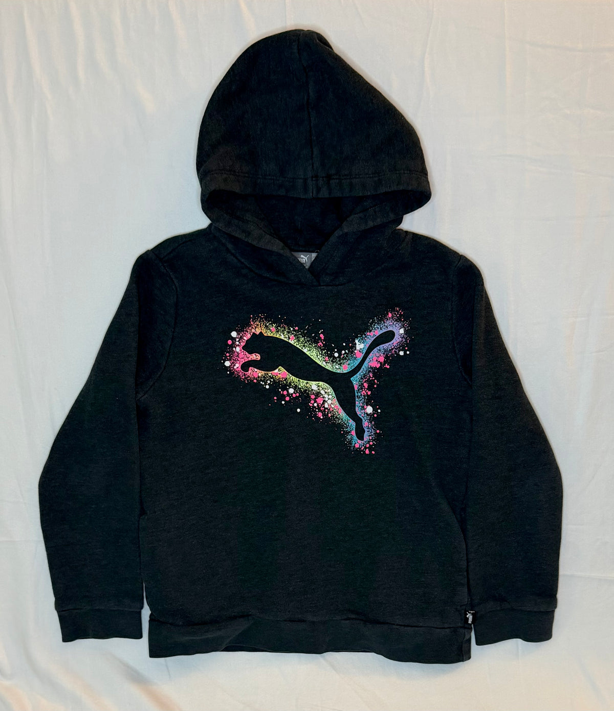 Puma dark gray hoodie. EUC. - size Youth - 8 (M)