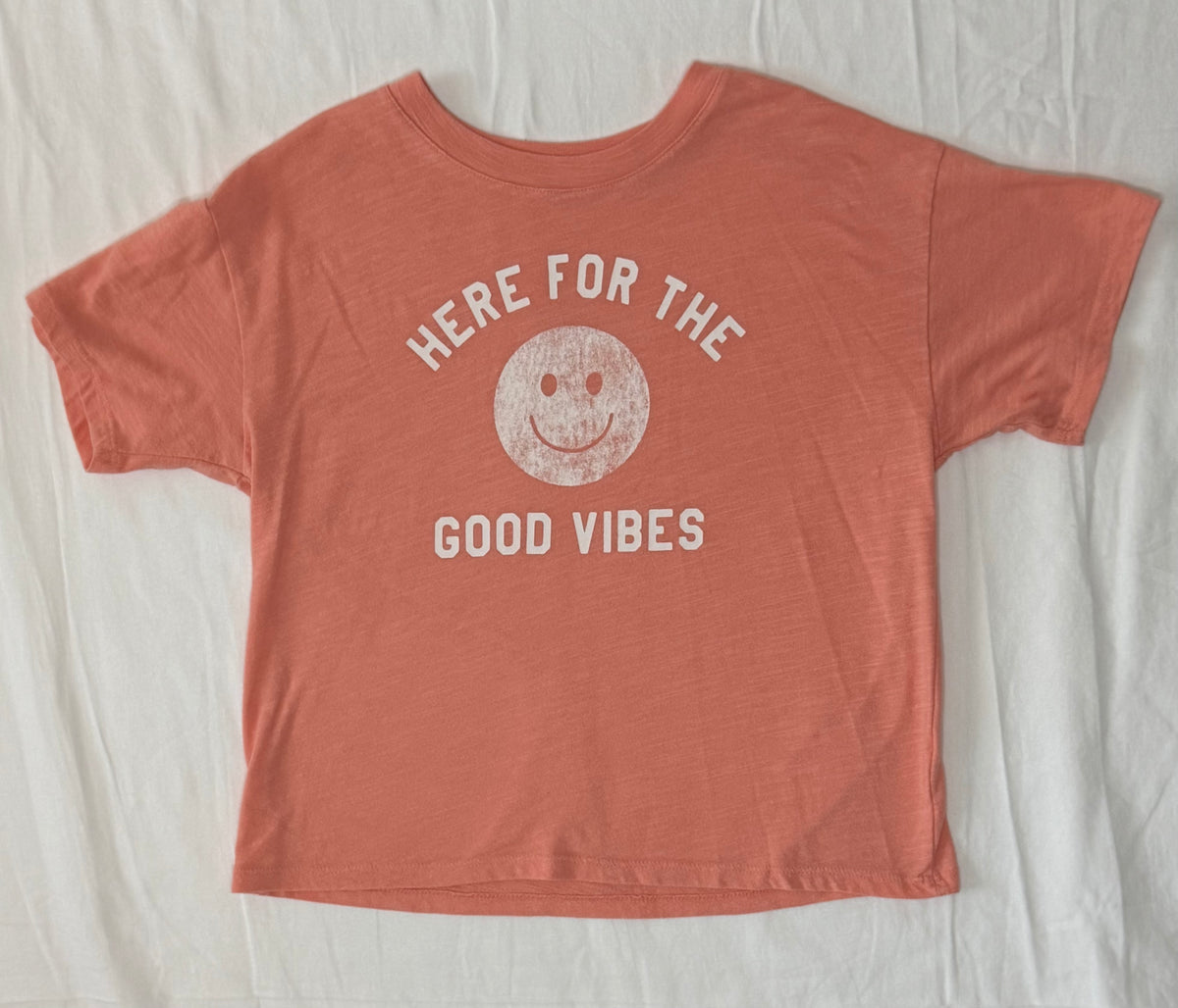Here for the good vibes t-shirt - size Youth - 10 (L)