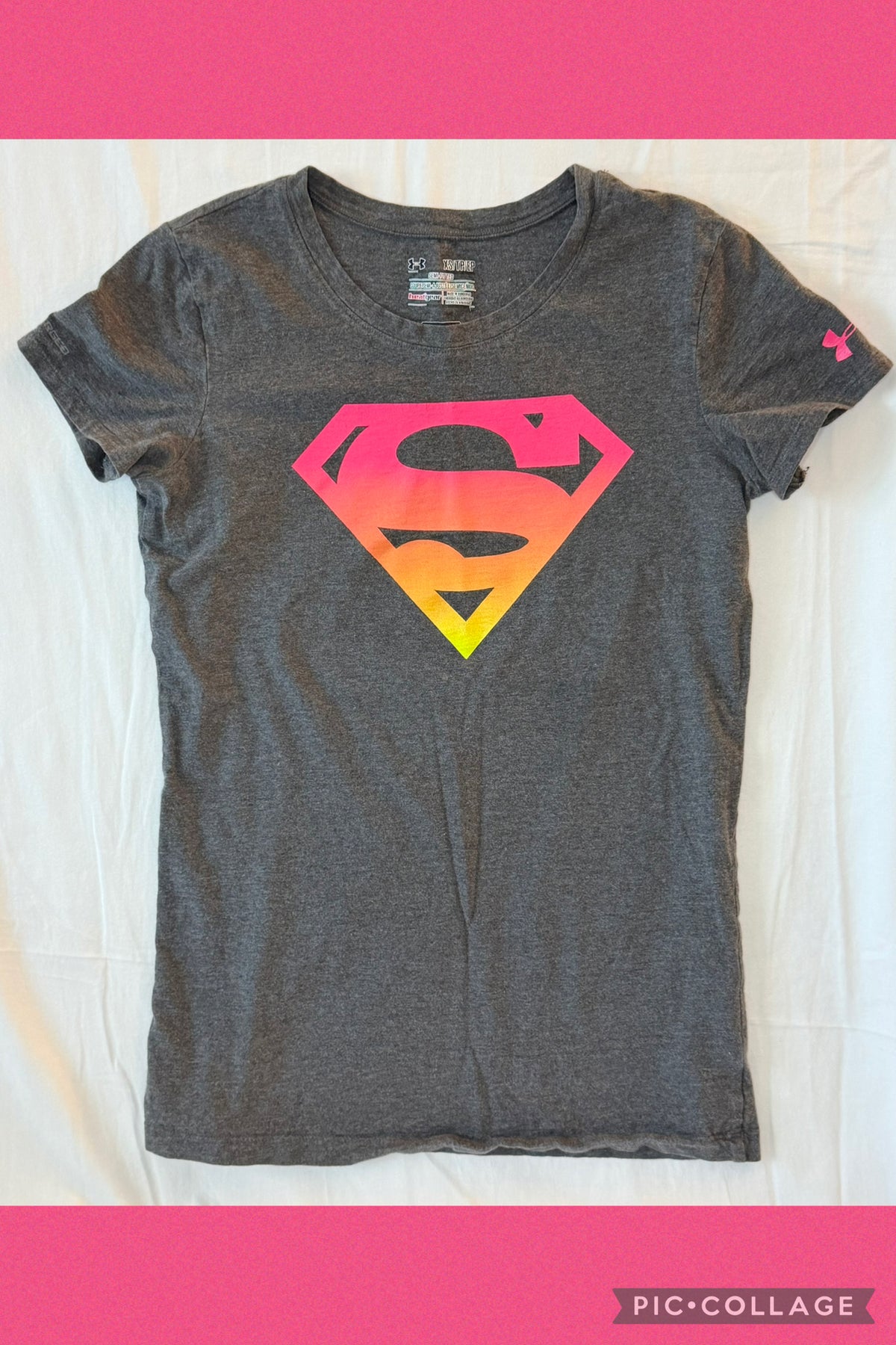 Under Armour super girl t-shirt - size Junior - XS (0/1)