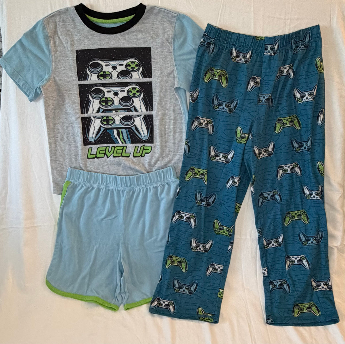 Cuddle Duds 3 piece gaming pajama set - size Youth - 10 (L)