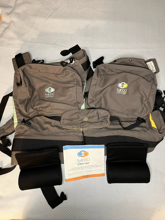 TwinGo Twin Baby Carrier Complete Set, VGUC