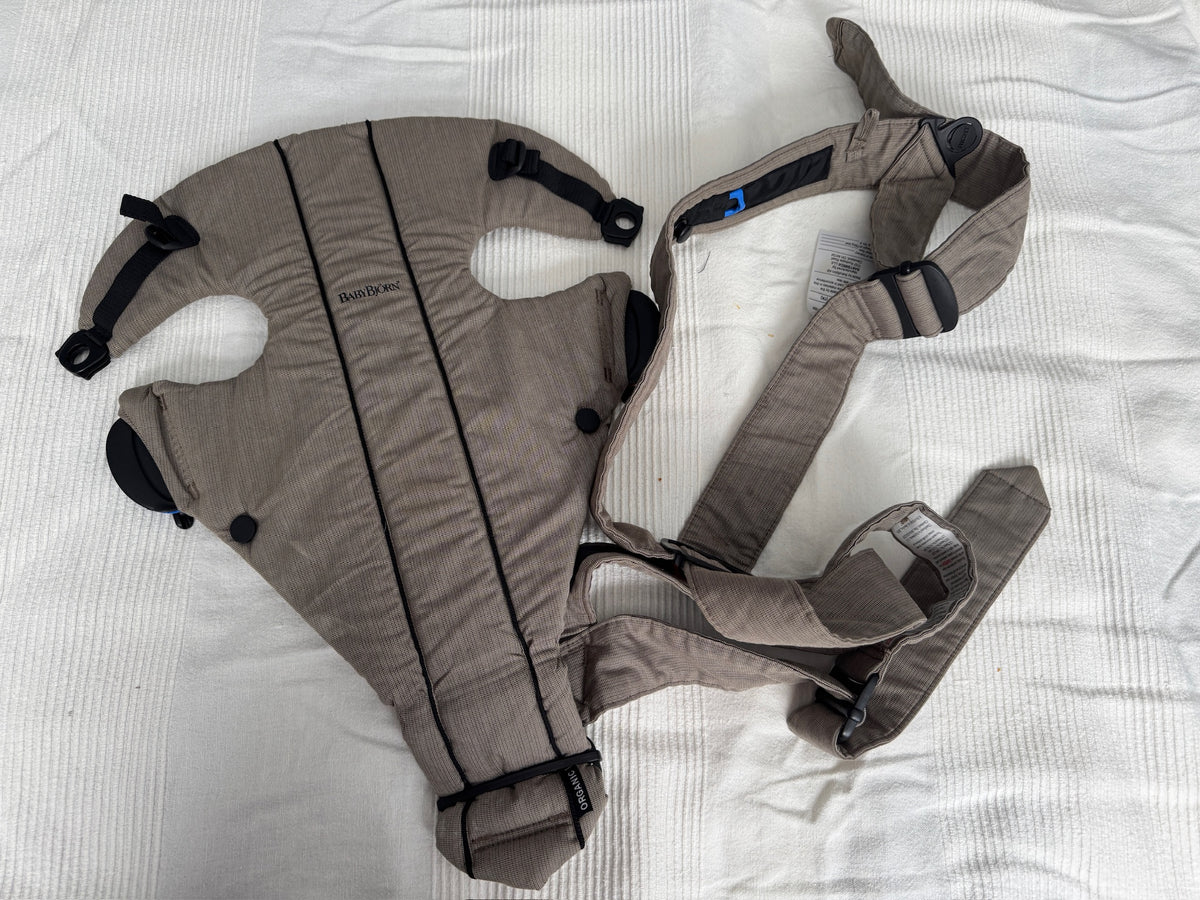 Baby Bjorn Baby Carrier GUC, Neutral Tan