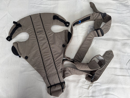 Baby Bjorn Baby Carrier GUC, Neutral Tan