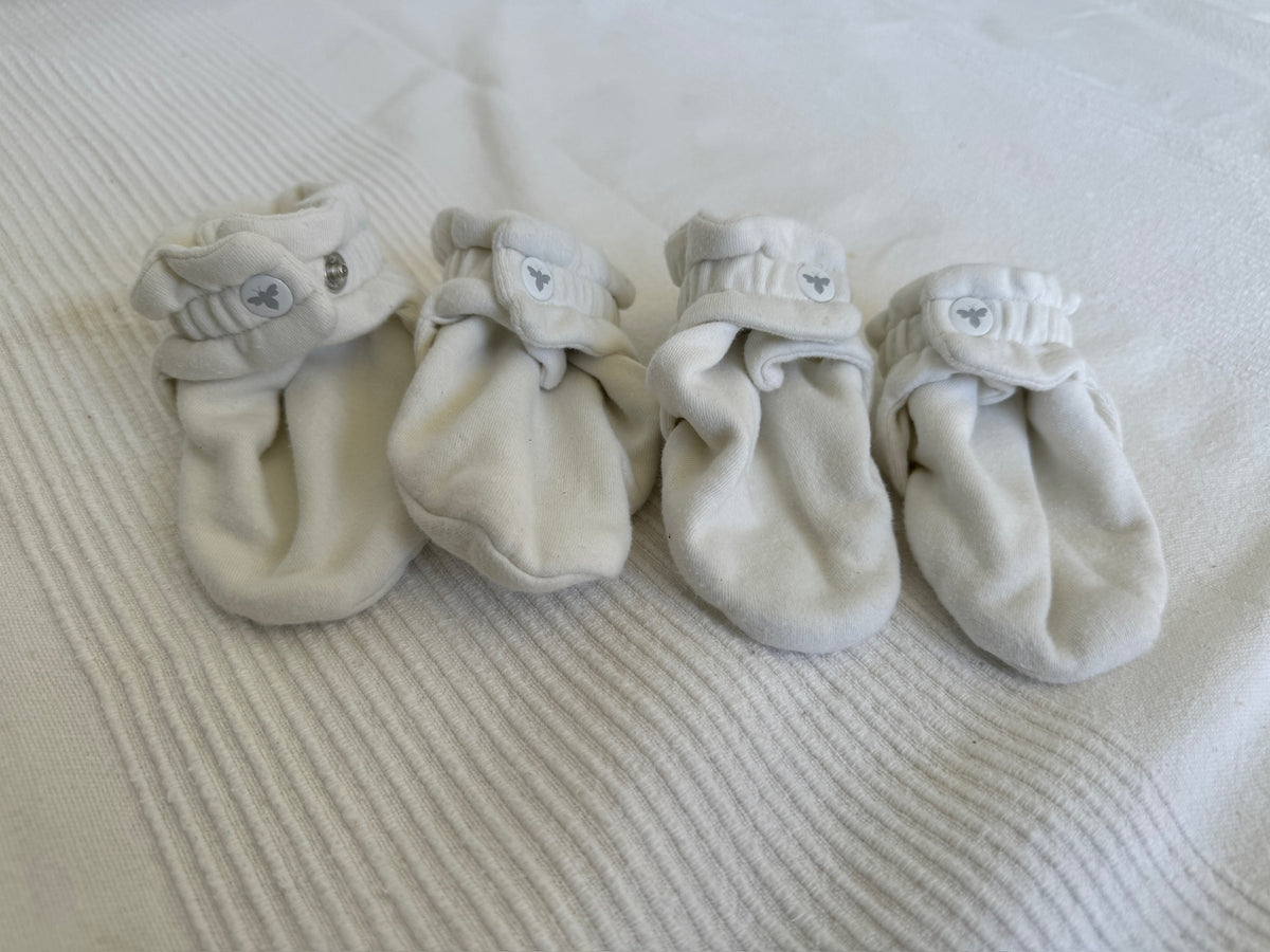 Burt's Bees Baby Booties 2 Pairs, 6-9M, White