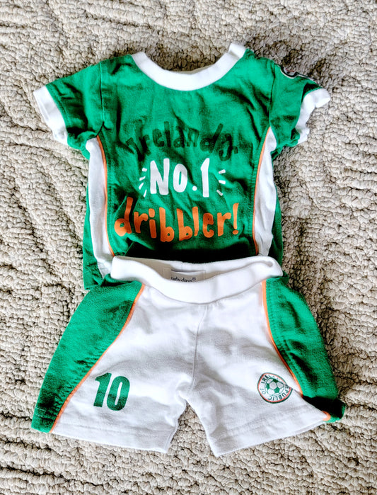 VGUC Early Days NB Grn Ireland Soccer Outfit - size Month - Newborn