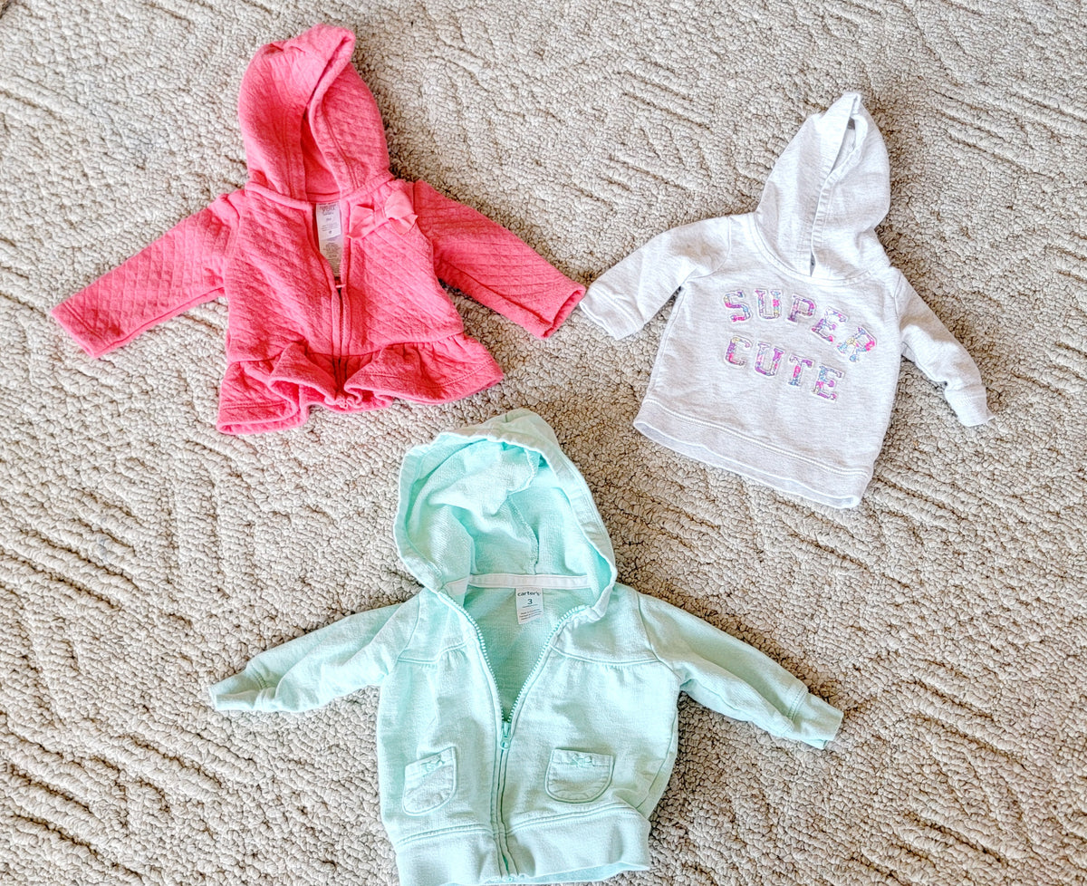 VGUC Carters 3m Sweater Hoodie Lot - size Month - 0-3 / 3M