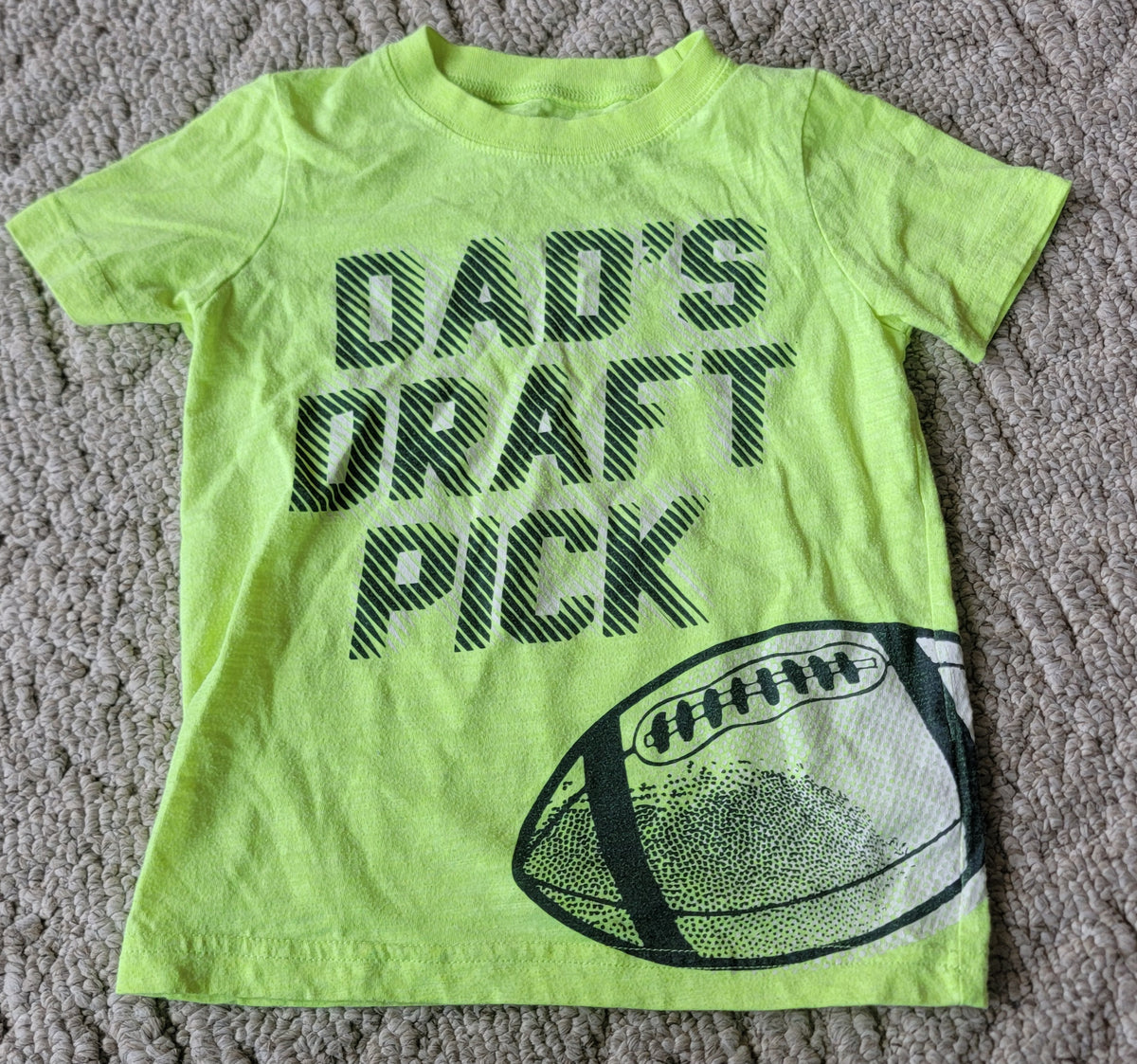 VGUC Carters 4T Dad's Draft Pick SS - size Toddler - 4T