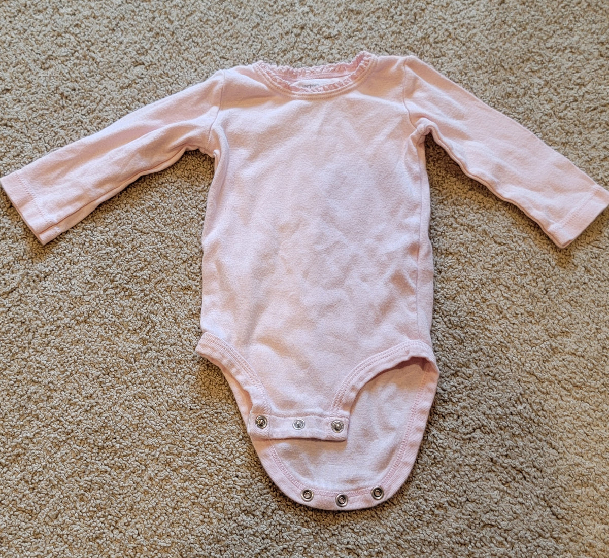 VGUC Carters 6m LS Pink Onesie - size Month - 3-6 / 6M