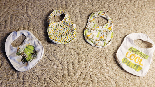 EUC Dino Safari Bib 4 Piece Set