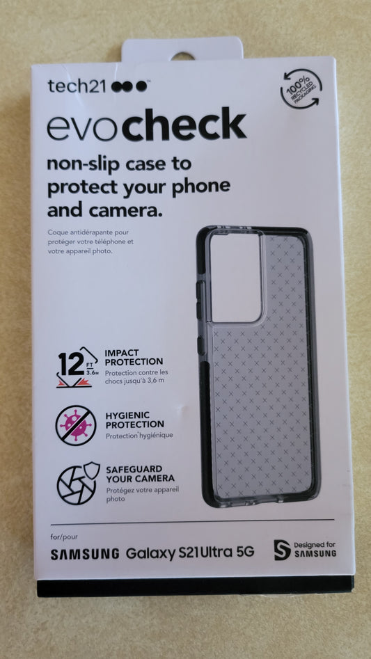 New with Tags Samsung S21Ultra Phone Case
