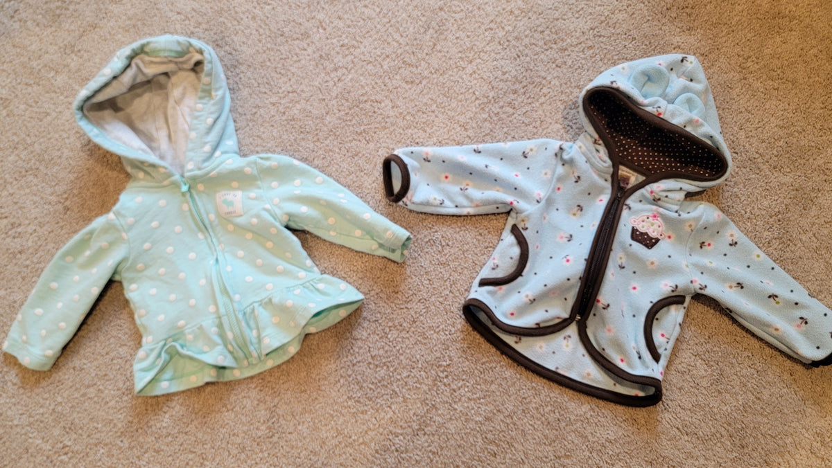 VGUC Carters 6m 2 Piece Zip Up Lot - size Month - 3-6 / 6M