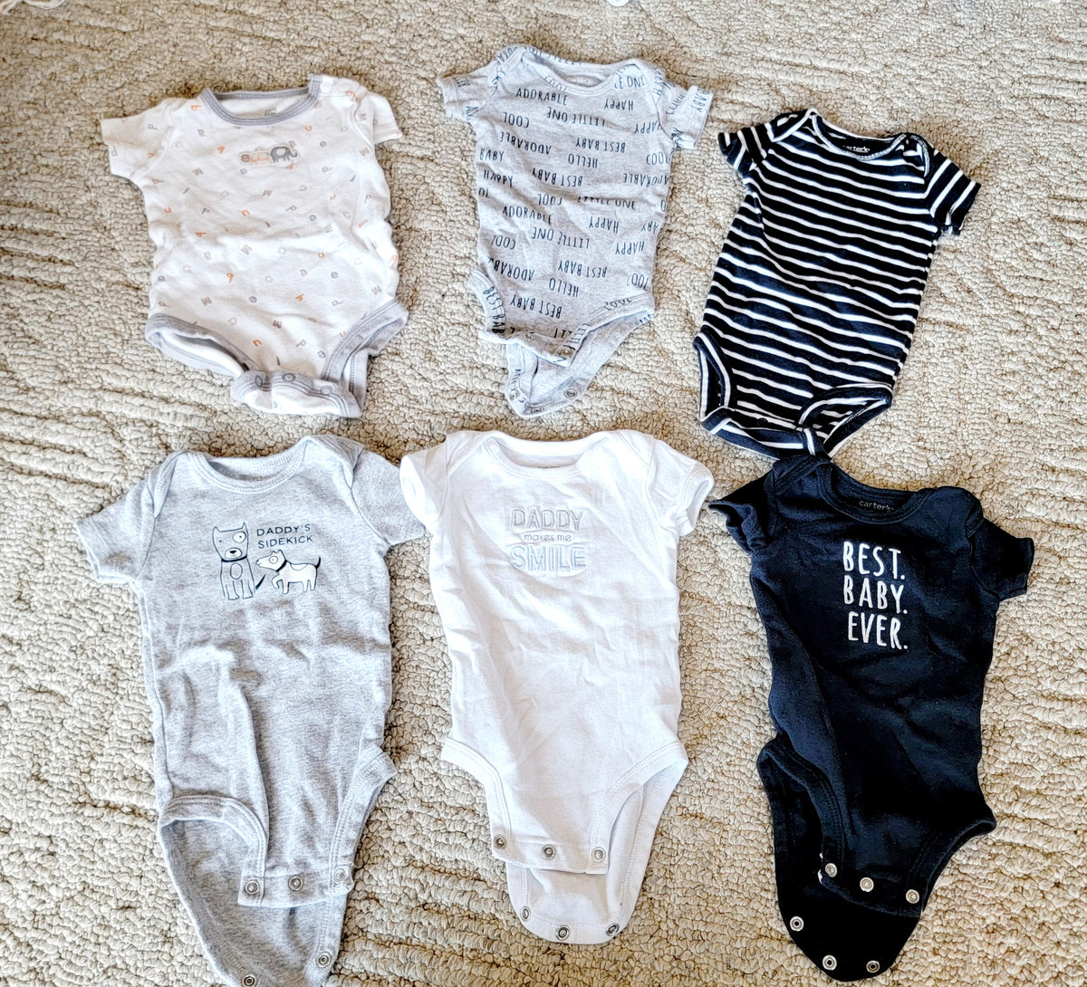 GUC Carters 3m SS 6 Piece Onsie Lot - size Month - 0-3 / 3M