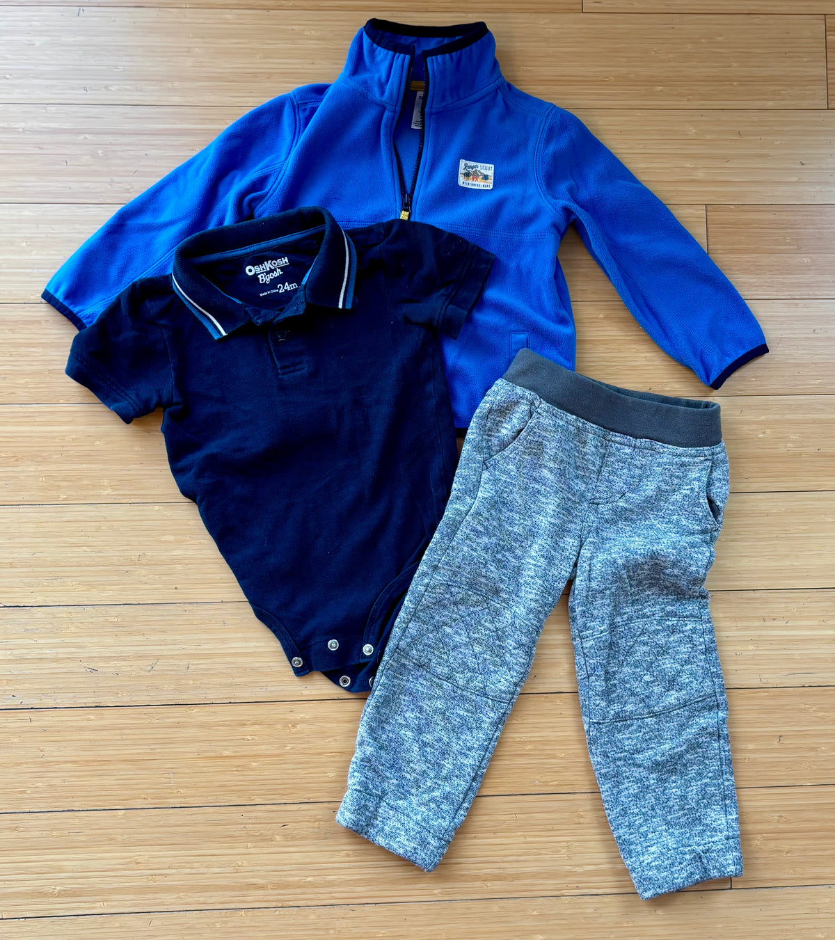 24M lot, fleece, pants, Onesie, GUC - size Month - 18-24 / 24M