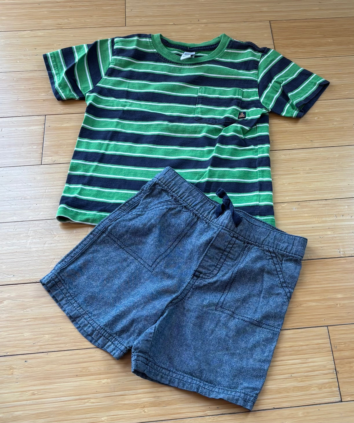 18-24M tee and shorts GUC - size Month - 18-24 / 24M