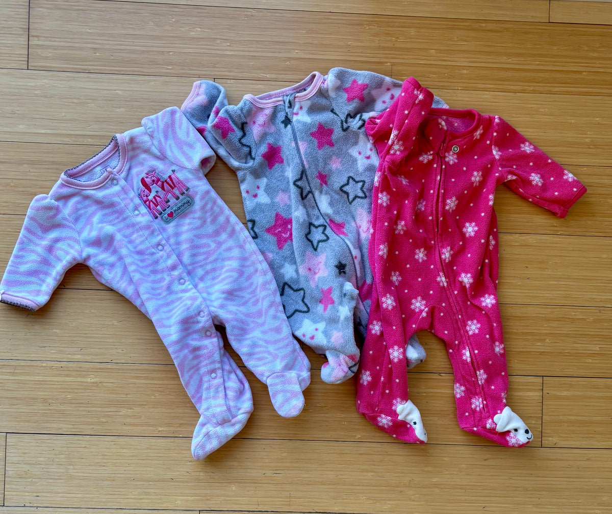 Newborn fleece PJs GUC - size Month - Newborn