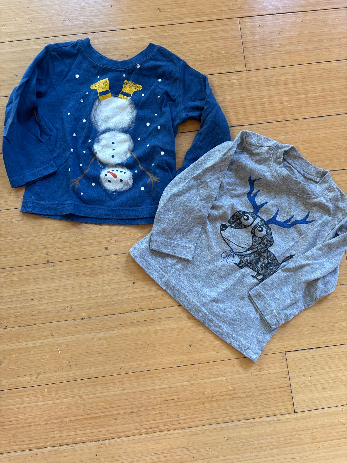 2 long sleeve shirts GUC 12-18 months - size Month - 12-18 / 18M