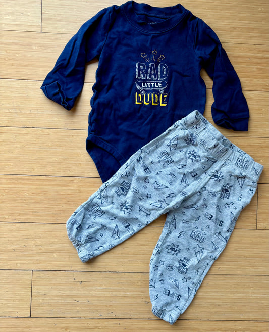 Carters 18M outfit EUC - size Month - 12-18 / 18M