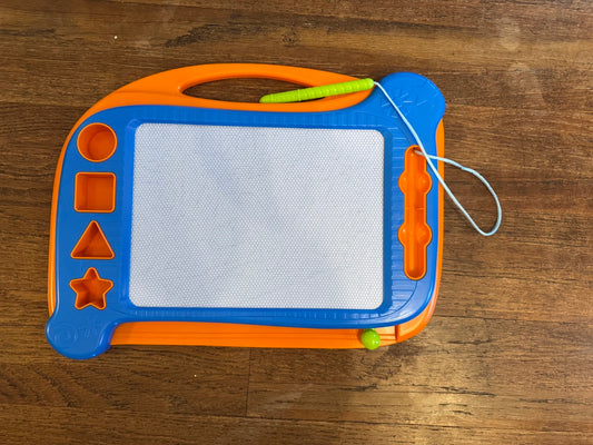 Magnetic drawing board