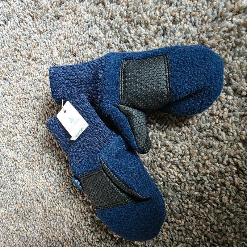 BabyGap Infant Mittens Extra Small/Small
