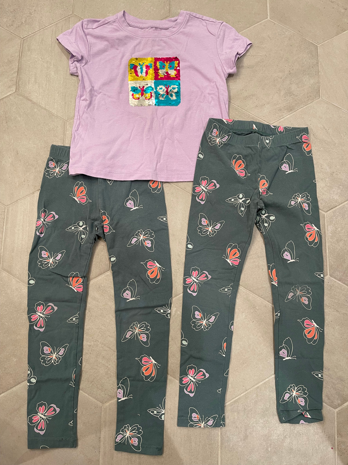 4/5 XS Butterfly Outfits - size Youth - 4 (XS)