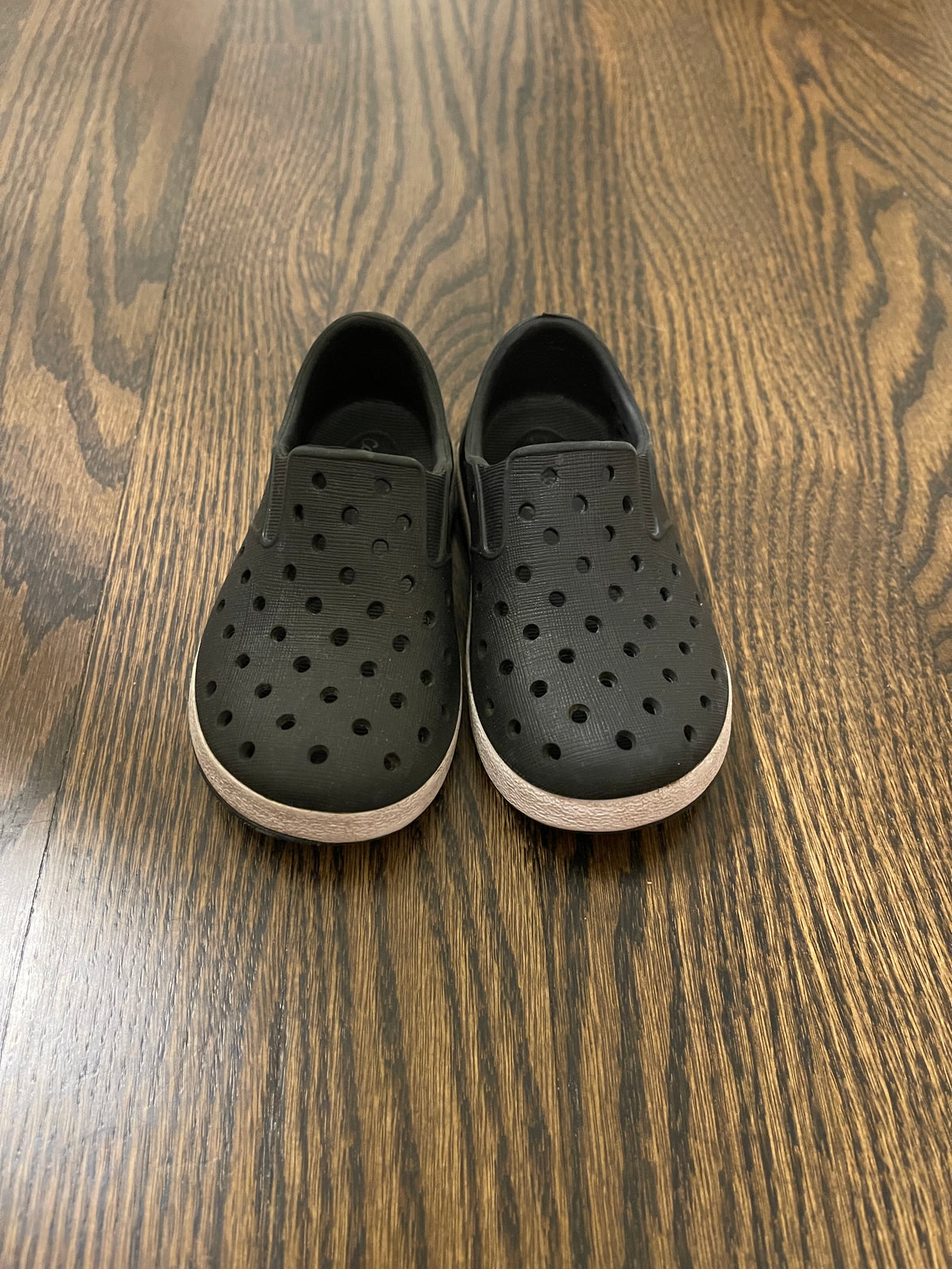 EUC Black Shoes - size Shoes - Toddler 5