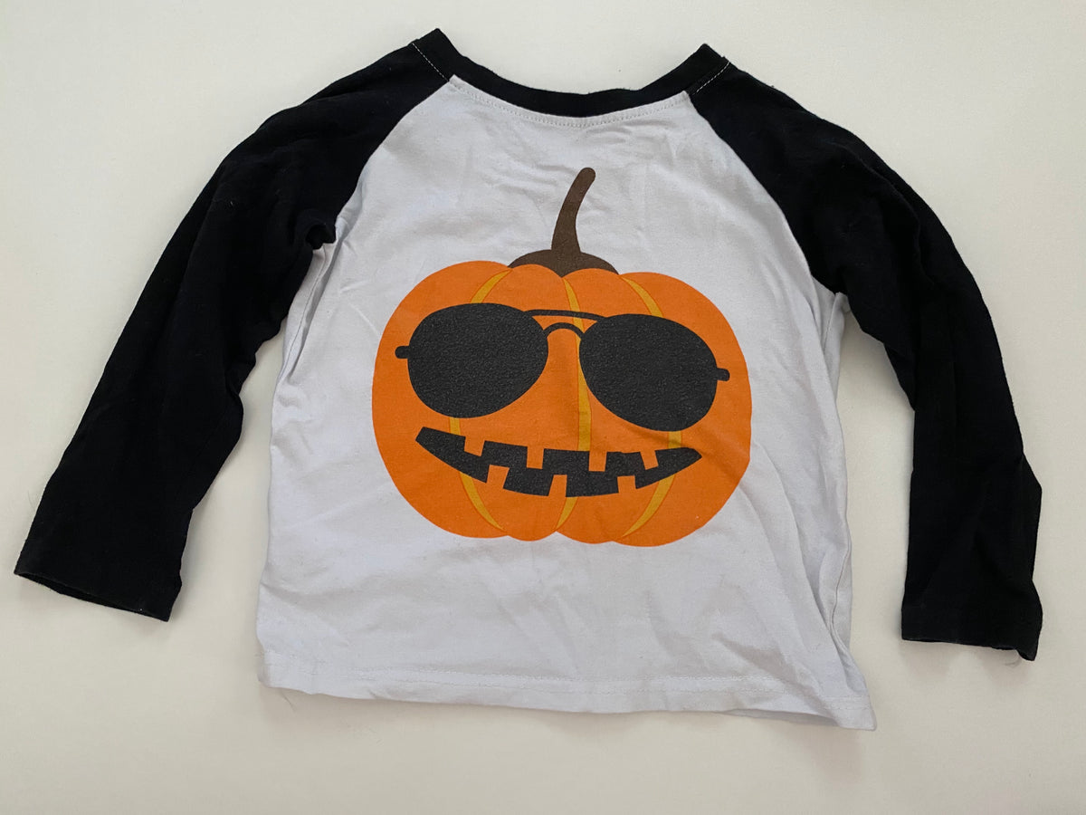 Raglan Pumpkin Halloween T-shirt GUC - size Toddler - 2T