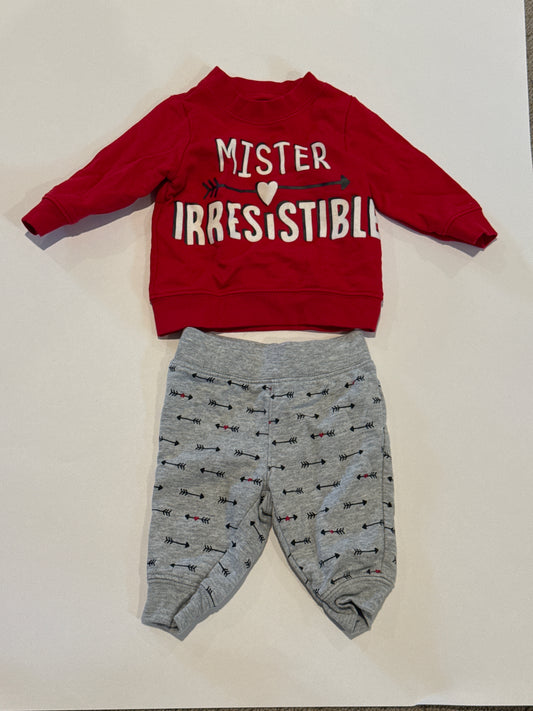 Valentine's sweatshirt Pants Carter's 3 m VGUC - size Month - 0-3 / 3M