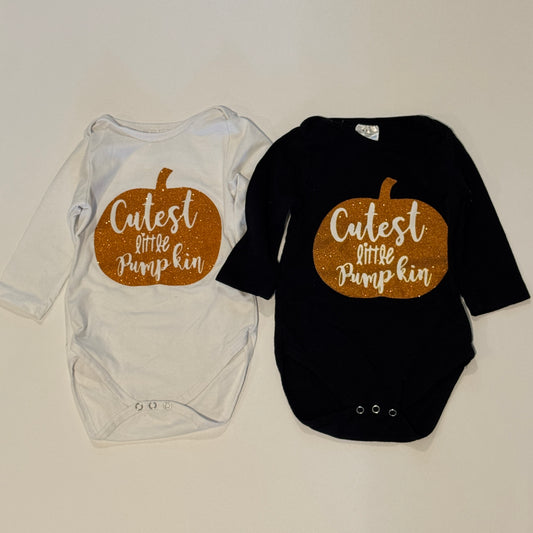 Halloween Pumpkin Onesie Twinset VGUC - size Month - 6-9 / 9M