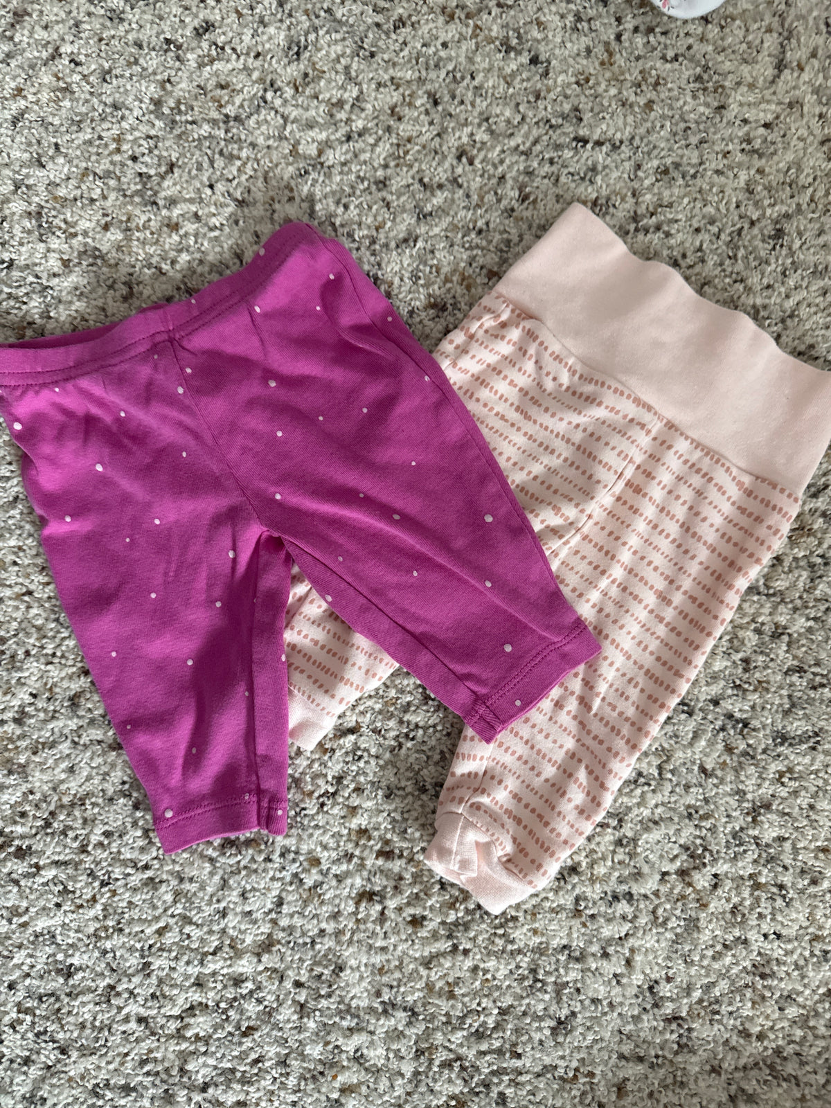2 3M pants bundle EUC - size Month - 0-3 / 3M