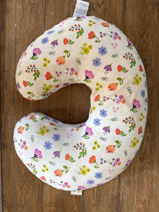 Boppy pillow w/cover