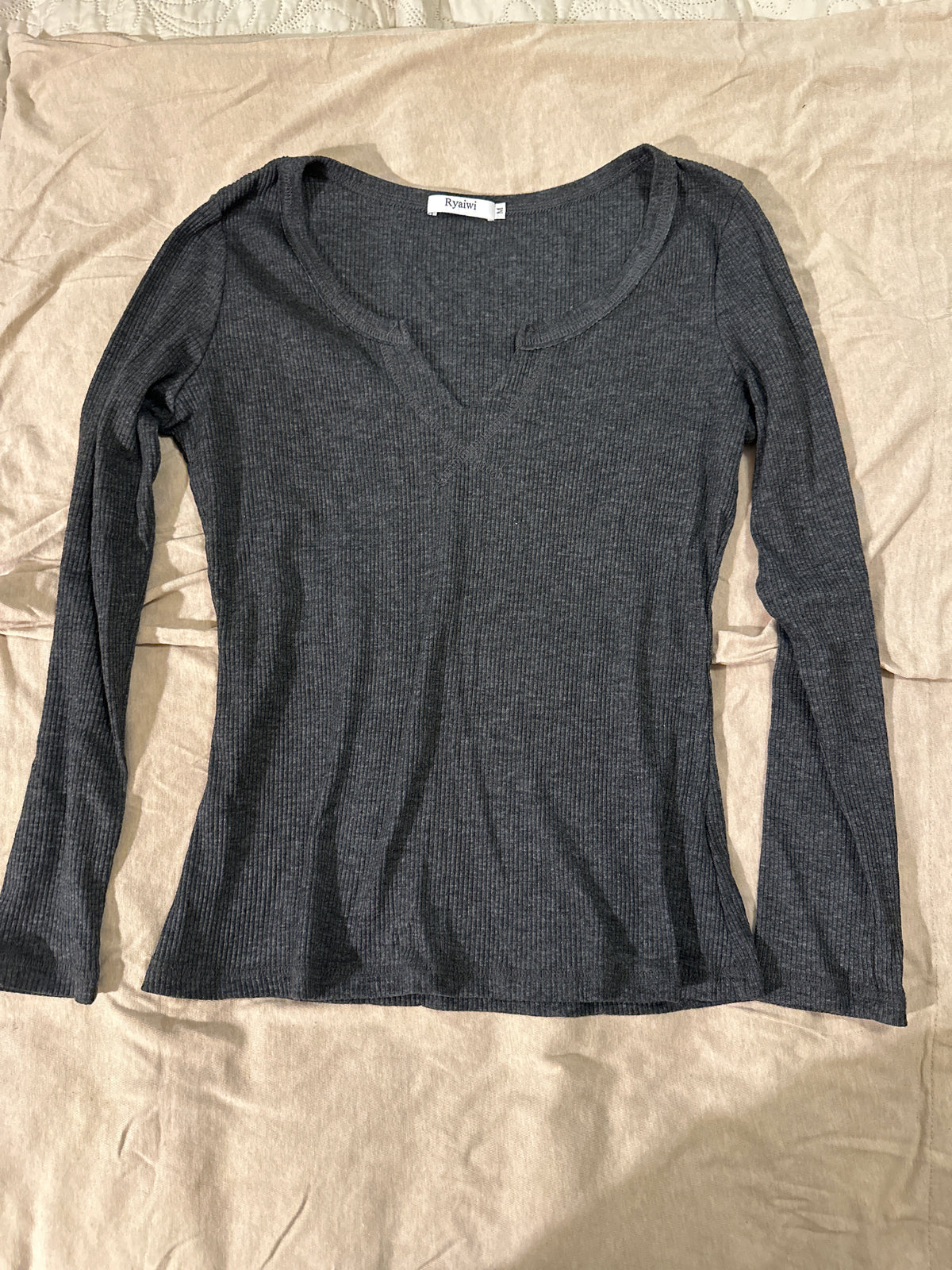 Gray Long sleeved shirt Ribbed design - size Women - M (8/10)
