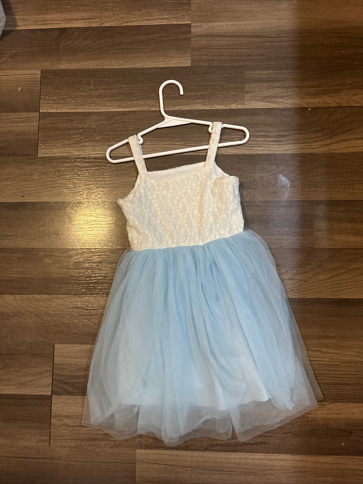 Tulle dress. Lace top - size Toddler - 4T